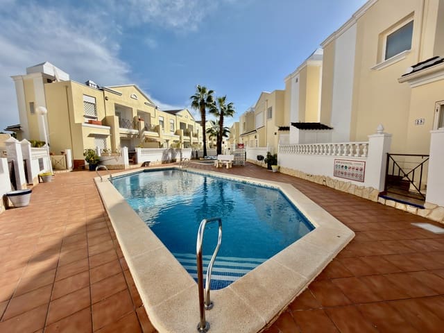 3 quarto Moradia para venda em Doña Pepa, Rojales com piscina - 195 000 € (Ref: 9769902)