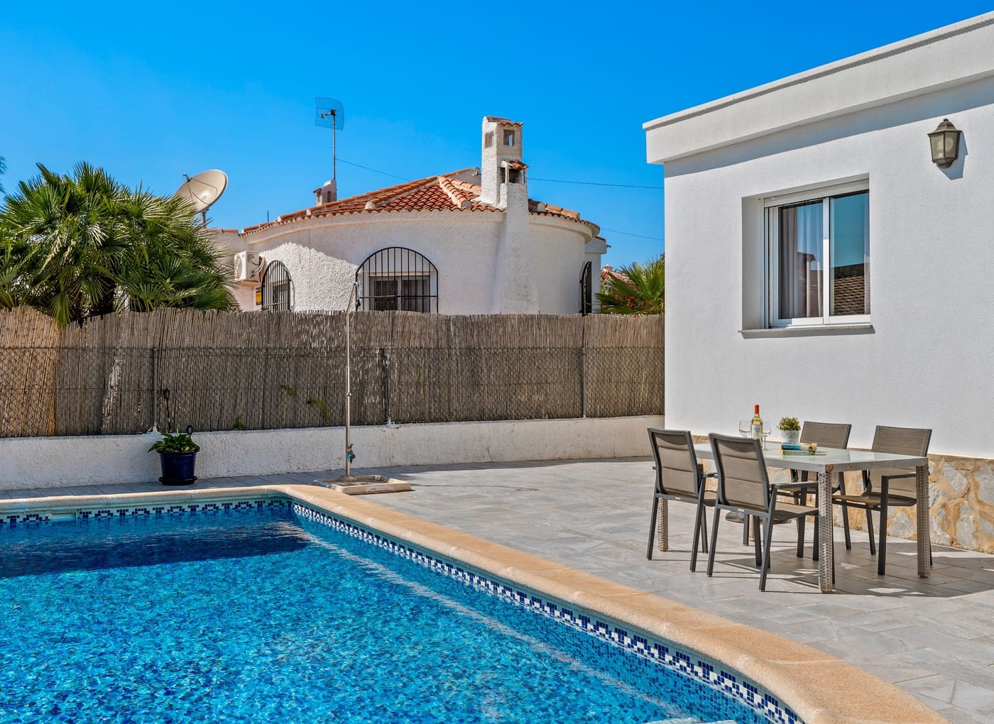 2 soveværelse Villa til salg i Ciudad Quesada med swimmingpool - € 365.000 (Ref: 9782380)