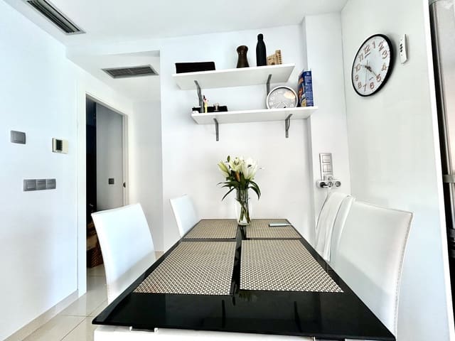 2 slaapkamer Appartement te koop in Punta Prima, Orihuela met zwembad garage - € 240.000 (Ref: 9793737)