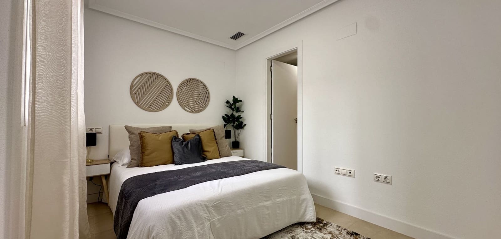 3 soveværelse Lejlighed til salg i Torrevieja - € 225.000 (Ref: 9827978)