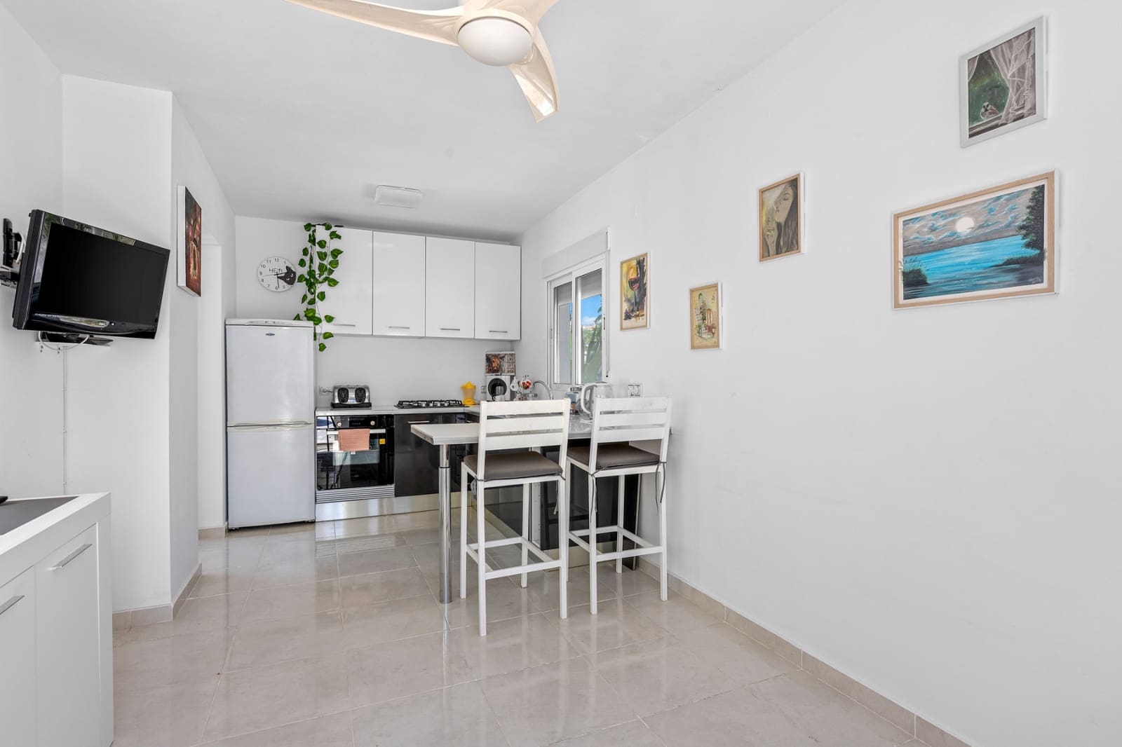7 makuuhuone Huvila myytävänä paikassa Ciudad Quesada mukana uima-altaan - 750 000 € (Ref: 9838332)