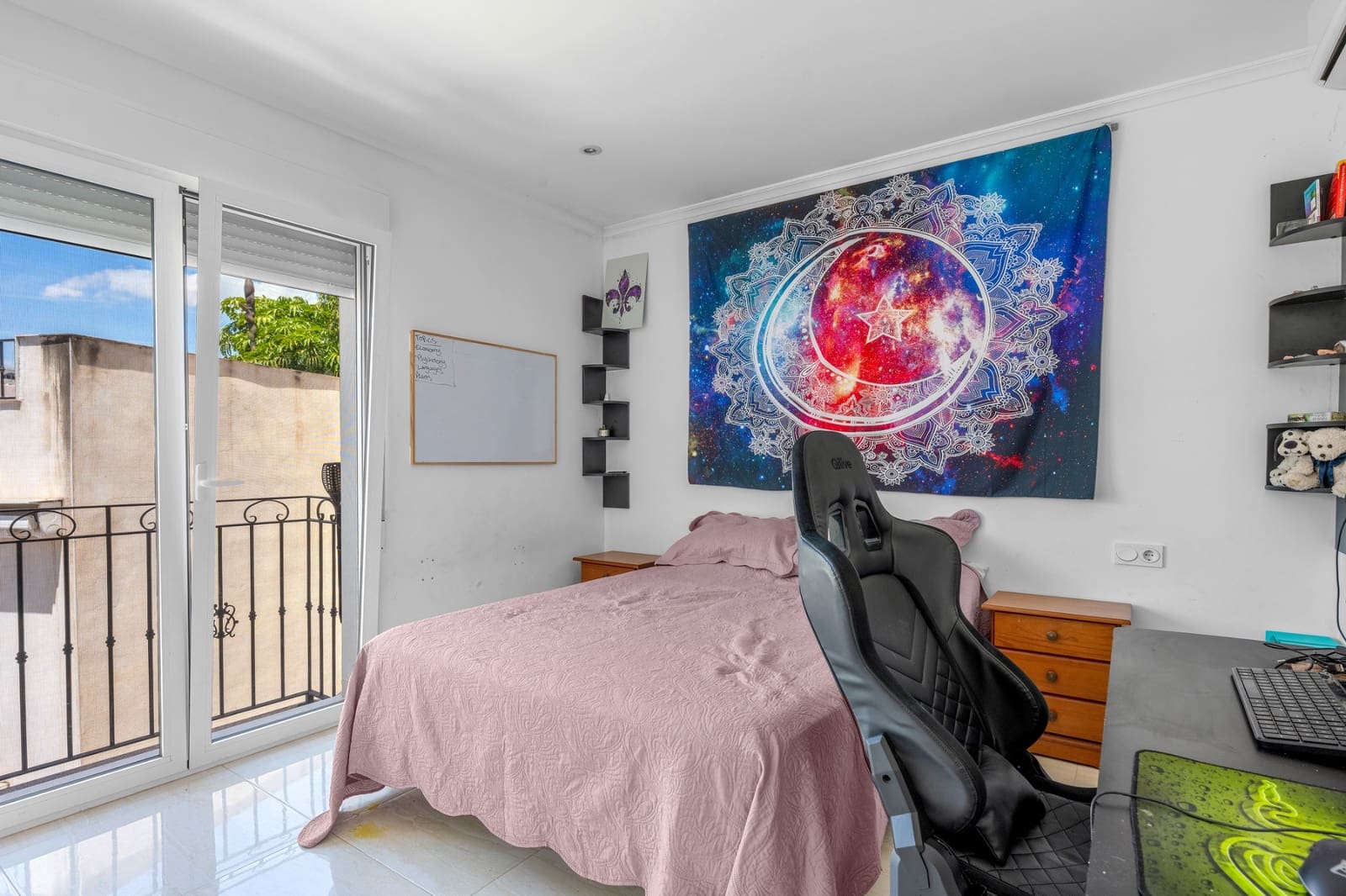 7 makuuhuone Huvila myytävänä paikassa Ciudad Quesada mukana uima-altaan - 750 000 € (Ref: 9838332)