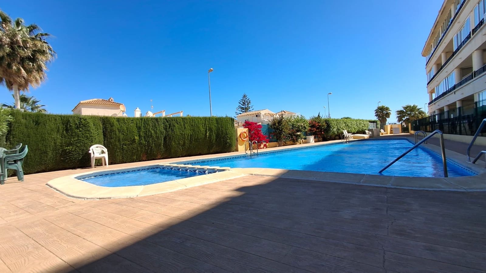 2 Zimmer Apartment zu verkaufen in Playa Flamenca mit Pool Garage - 167.000 € (Ref: 9838333)