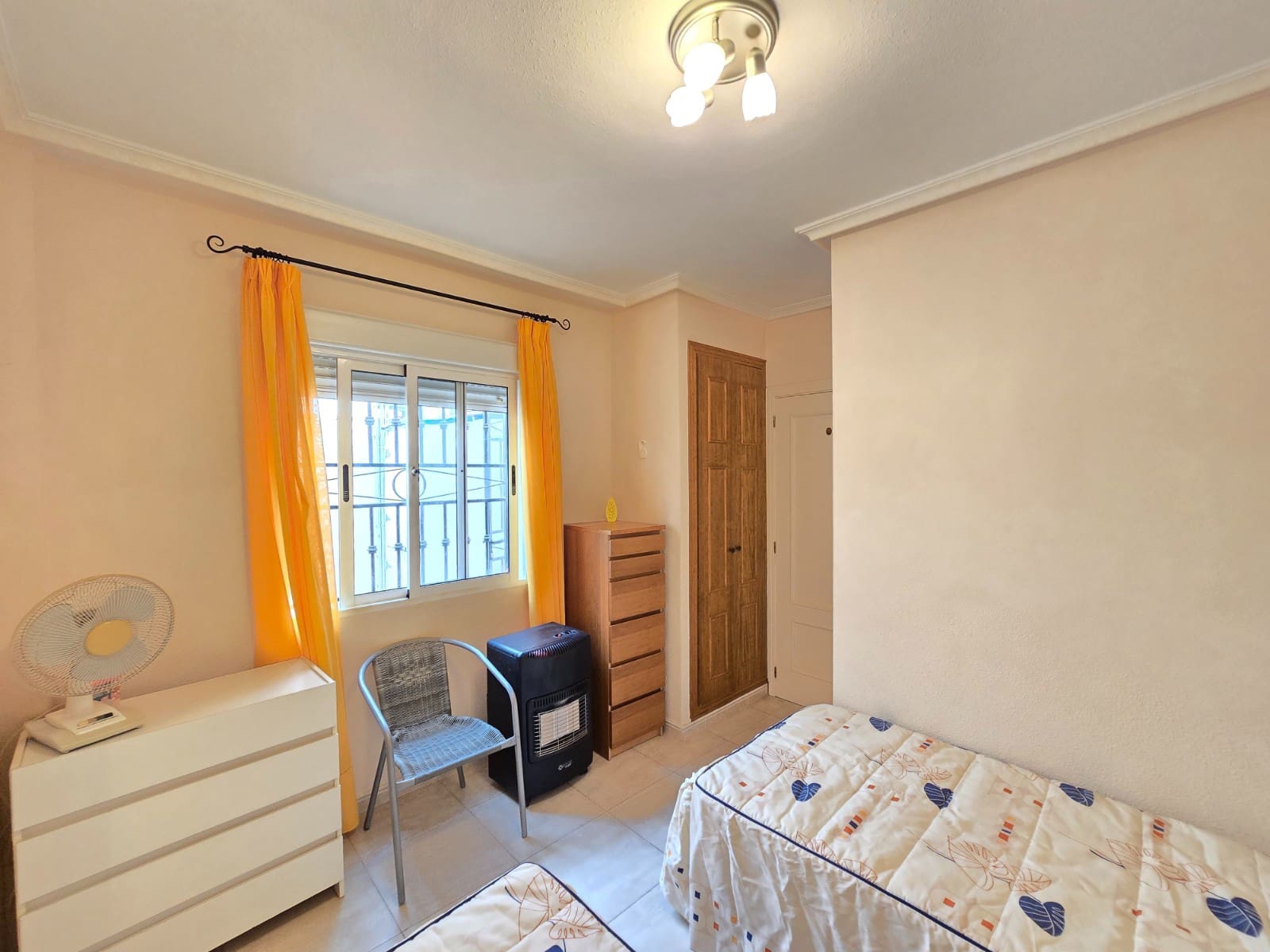 2 bedroom Apartment for sale in Los Altos with pool - € 145,000 (Ref: 9841686)