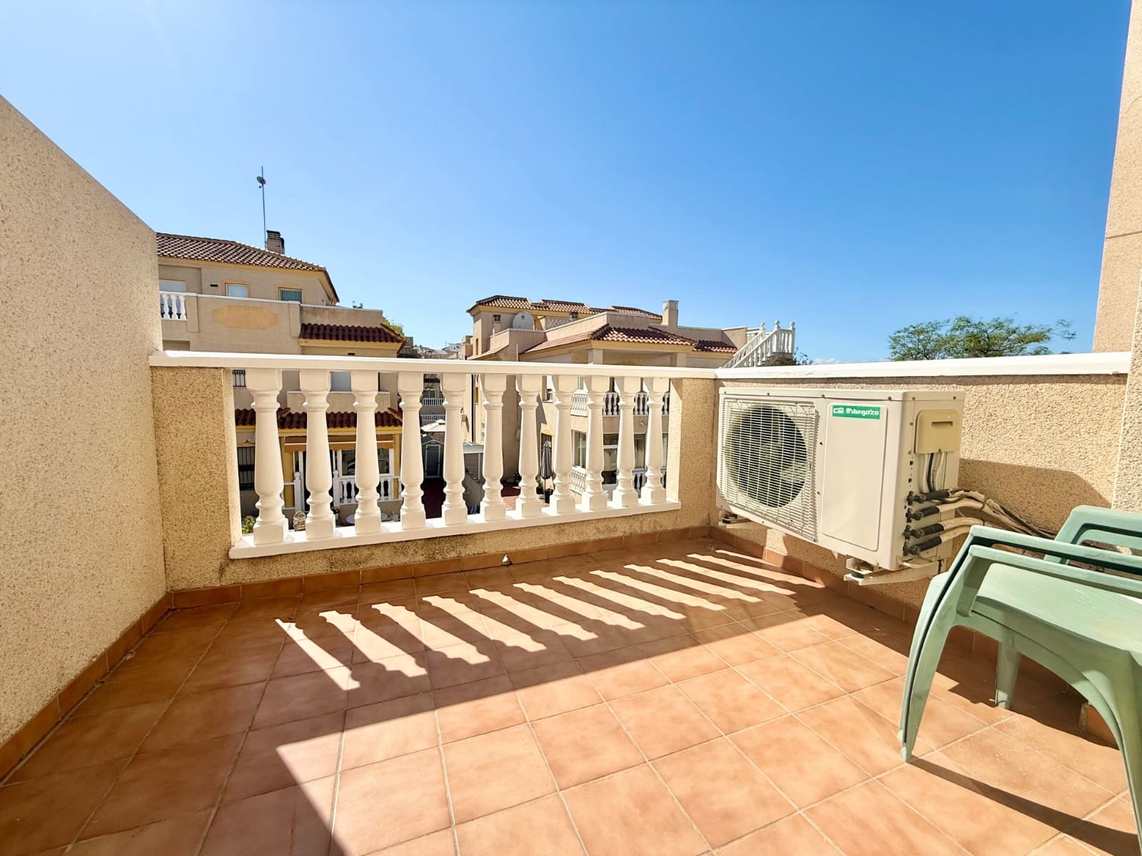 3 slaapkamer Halfvrijstaande villa te koop in Guardamar del Segura met zwembad garage - € 185.000 (Ref: 9841687)