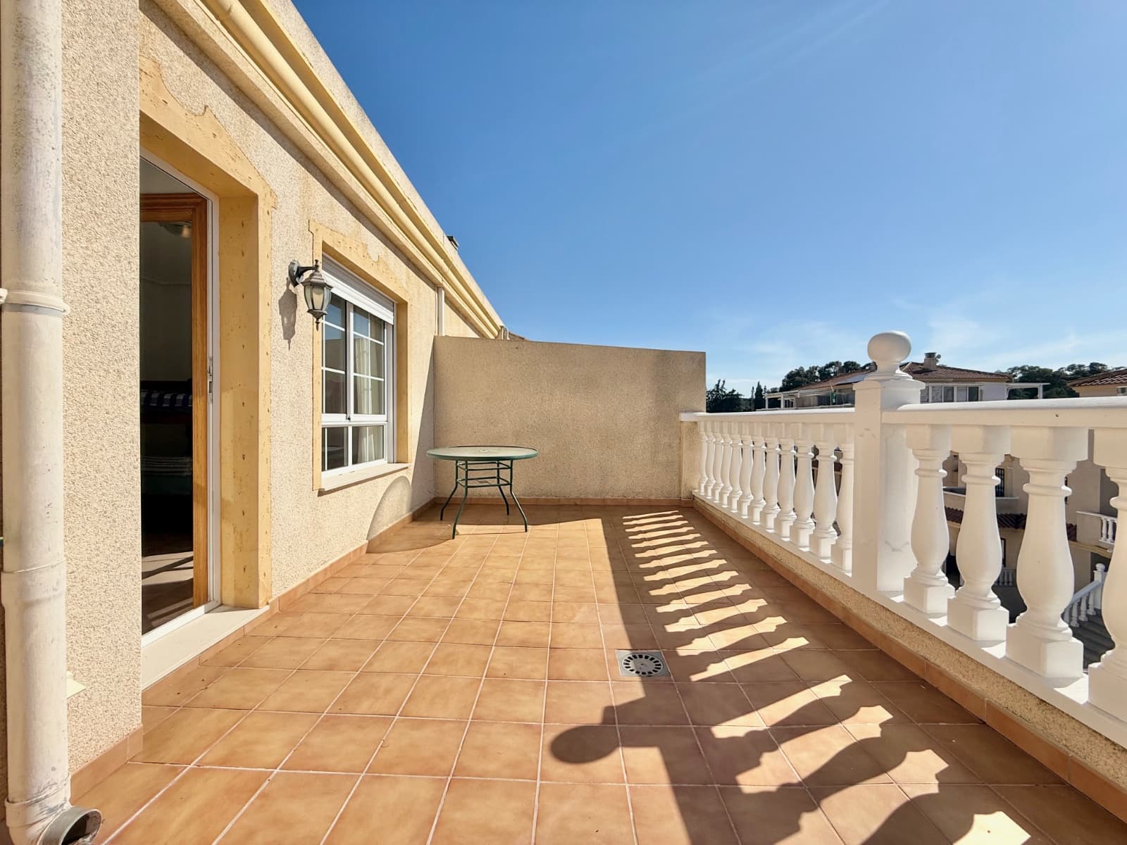 3 slaapkamer Halfvrijstaande villa te koop in Guardamar del Segura met zwembad garage - € 185.000 (Ref: 9841687)