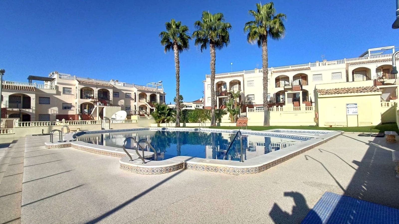 2 quarto Bungalow para venda em Algorfa com piscina - 142 500 € (Ref: 9863699)