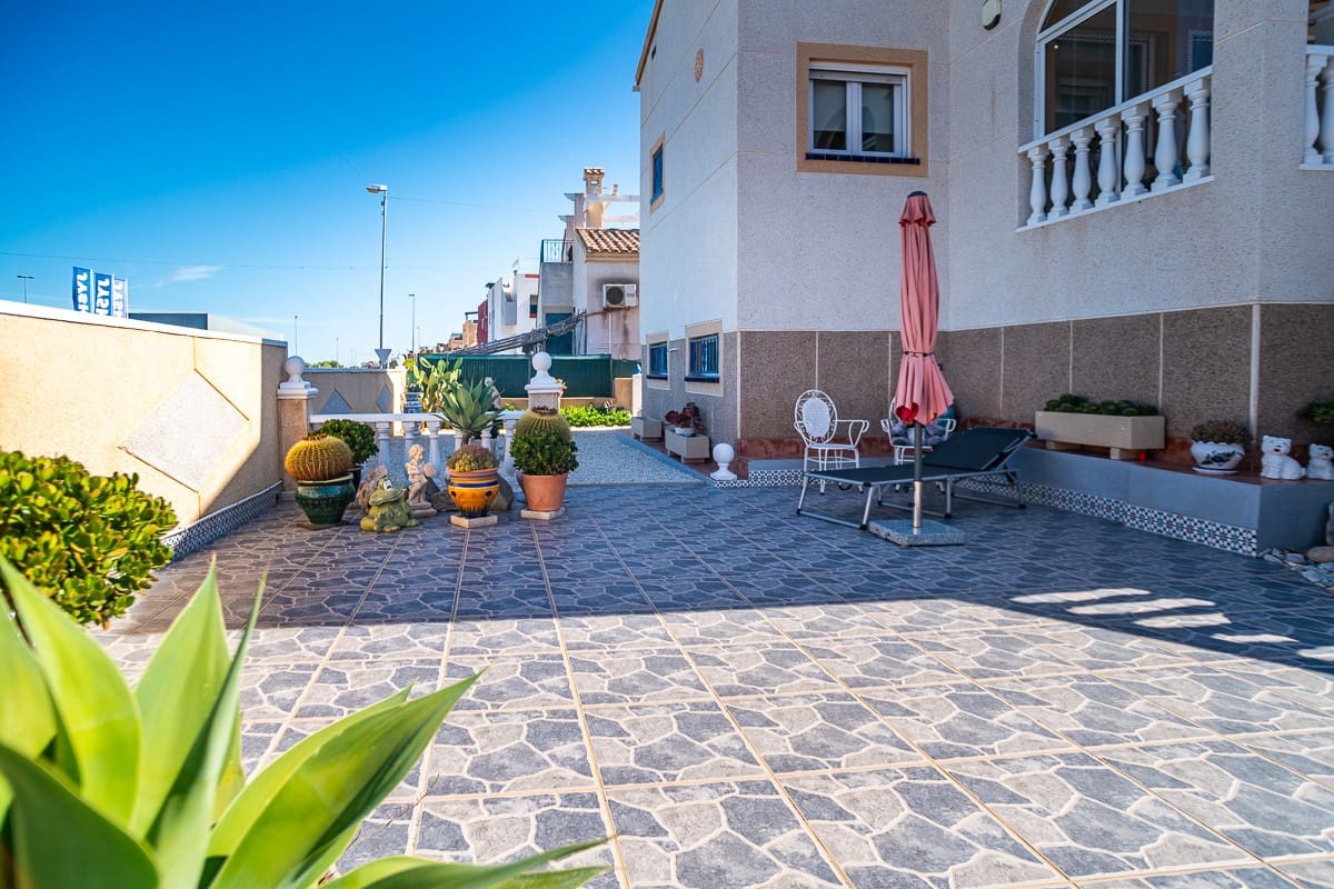 2 soverom Villa til salgs i Los Altos med svømmebasseng garasje - € 285 000 (Ref: 9867274)