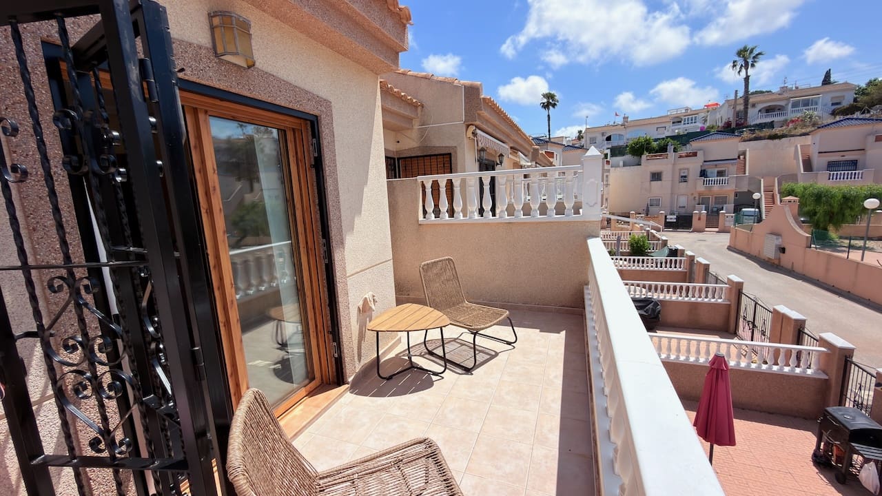 2 bedroom Villa for sale in Ciudad Quesada with pool - € 169,995 (Ref: 9882502)