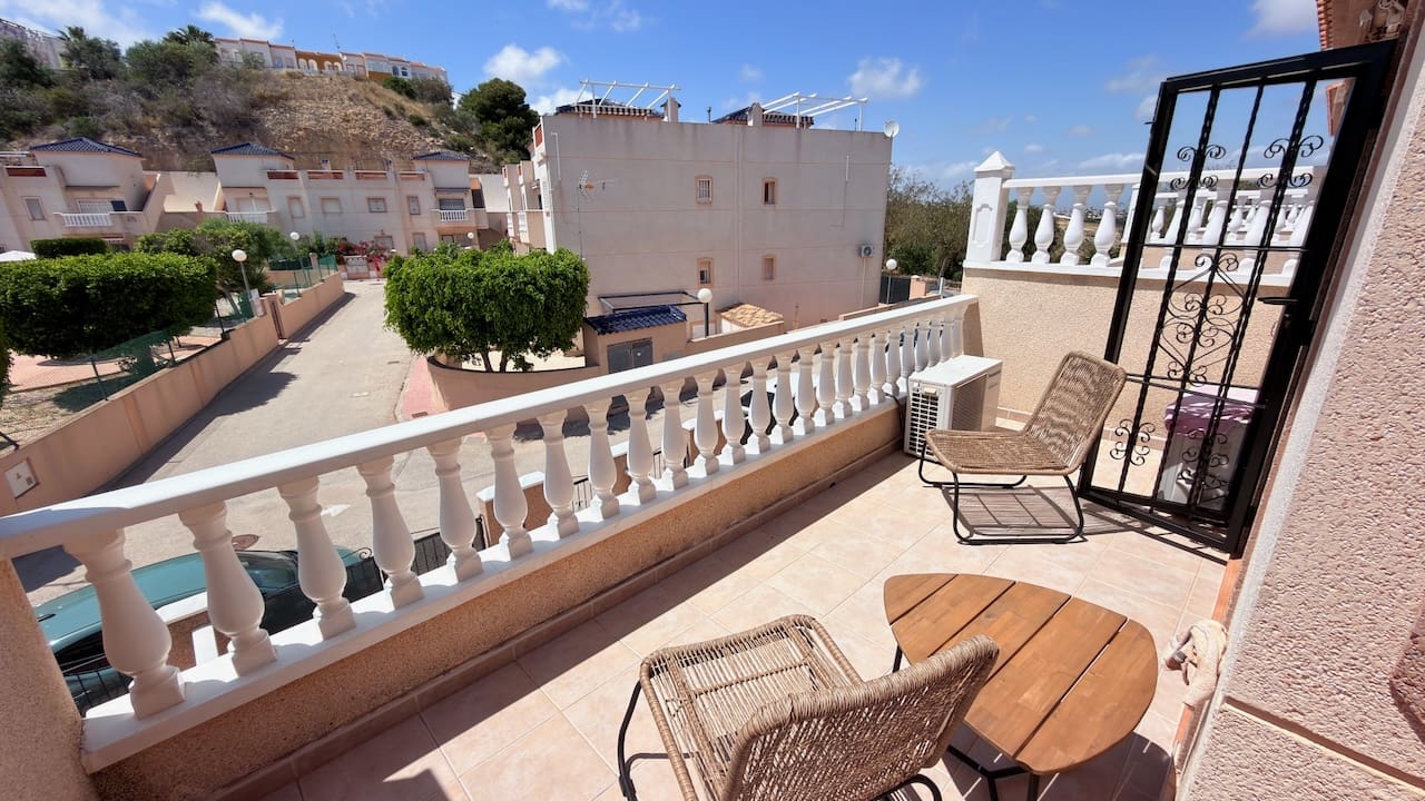 2 bedroom Villa for sale in Ciudad Quesada with pool - € 169,995 (Ref: 9882502)