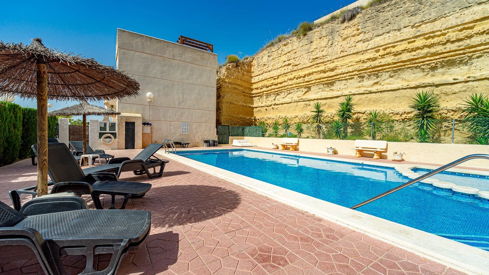 2 Zimmer Apartment zu verkaufen in Ciudad Quesada mit Pool Garage - 137.950 € (Ref: 9915123)