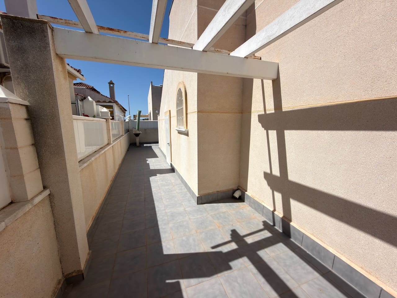 2 bedroom Villa for sale in Lo Crispin with pool - € 225,000 (Ref: 9925024)