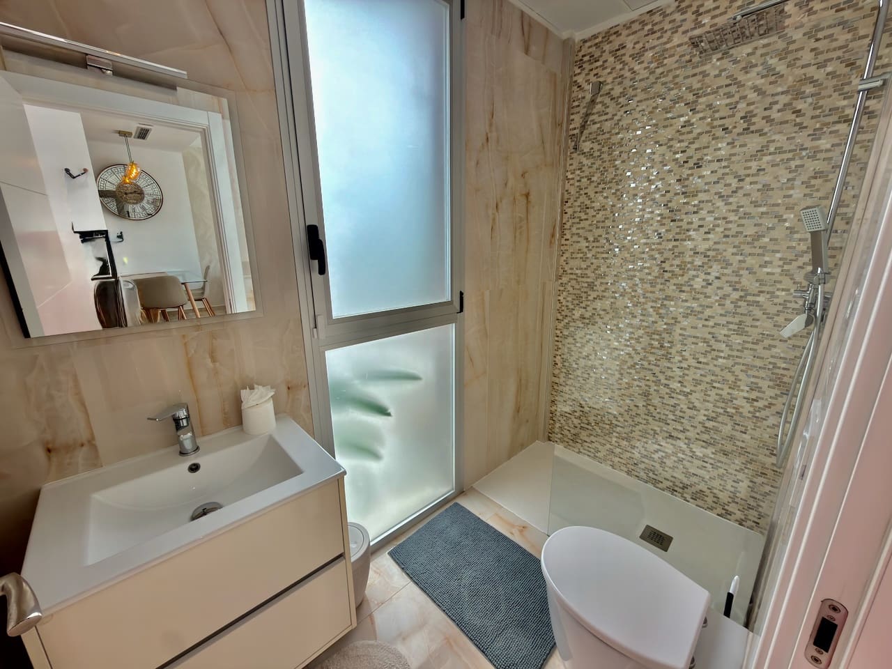 3 soverom Villa til salgs i Ciudad Quesada med svømmebasseng - € 399 000 (Ref: 9927947)