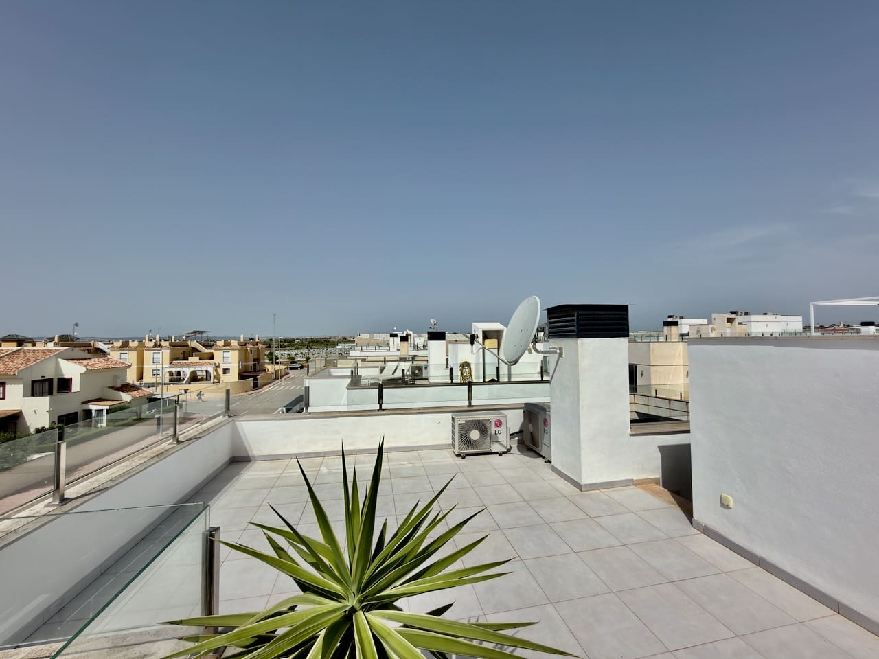 3 soverom Villa til salgs i Ciudad Quesada med svømmebasseng - € 399 000 (Ref: 9927947)