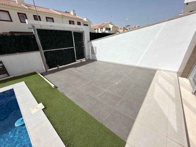 3 soveværelse Villa til salg i Ciudad Quesada, Rojales med swimmingpool - € 399.000 (Ref: 9927947)