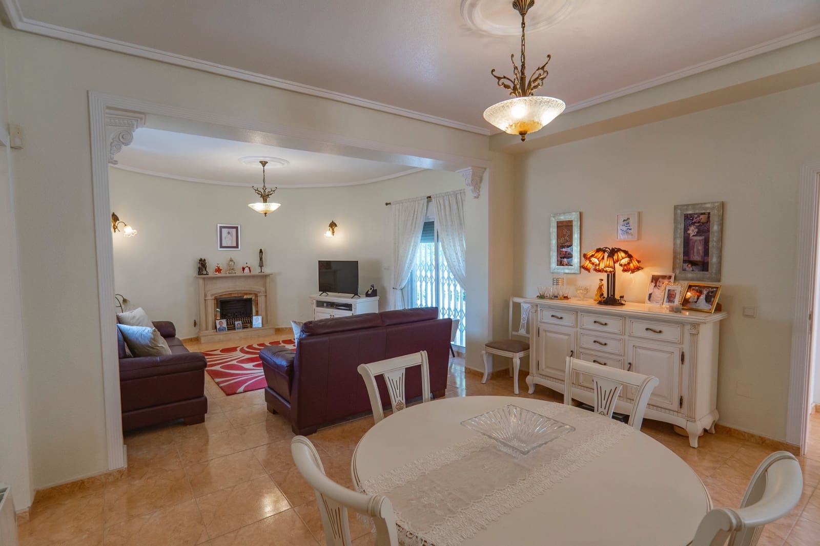 4 slaapkamer Villa te koop in Ciudad Quesada met zwembad - € 485.000 (Ref: 9928256)
