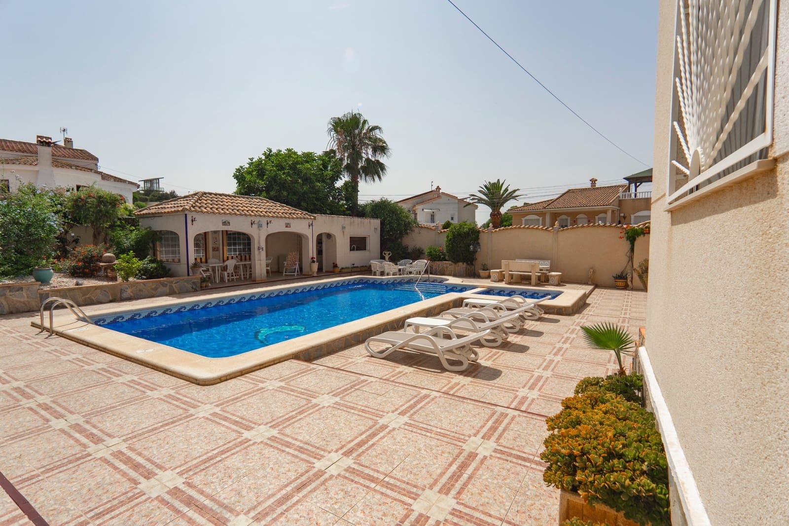 4 slaapkamer Villa te koop in Ciudad Quesada met zwembad - € 485.000 (Ref: 9928256)