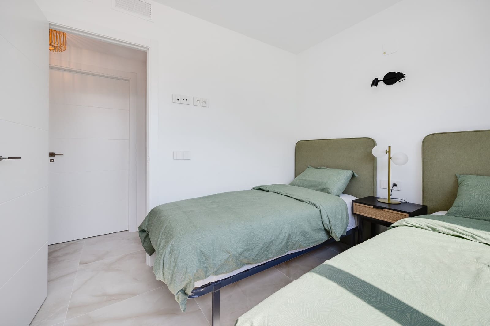 3 bedroom Apartment for sale in Orihuela Costa with pool garage - € 479,000 (Ref: 9938776)
