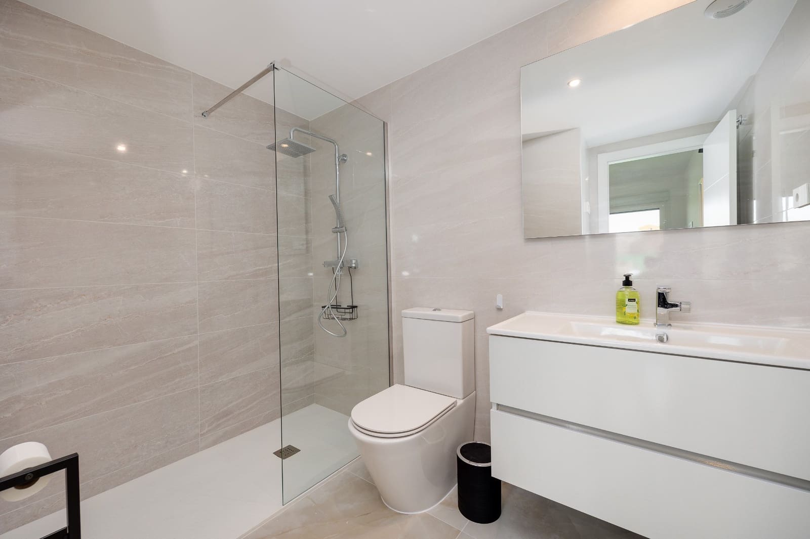 3 bedroom Apartment for sale in Orihuela Costa with pool garage - € 479,000 (Ref: 9938776)