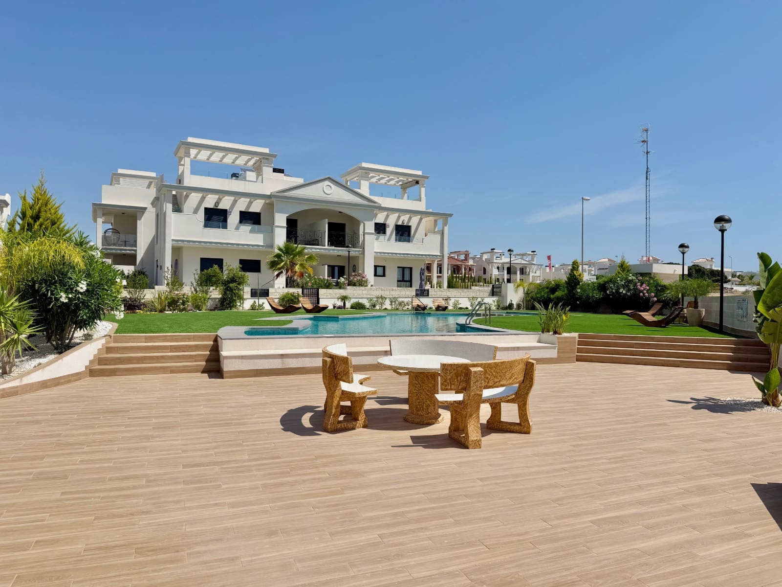 2 soveværelse Lejlighed til salg i Ciudad Quesada med swimmingpool - € 359.000 (Ref: 9946659)