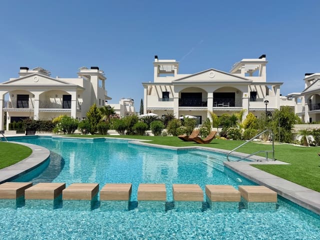 2 soveværelse Lejlighed til salg i Ciudad Quesada, Rojales med swimmingpool - € 359.000 (Ref: 9946659)