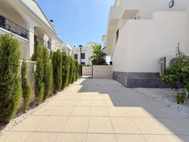 2 soveværelse Lejlighed til salg i Ciudad Quesada, Rojales med swimmingpool - € 359.000 (Ref: 9946659)