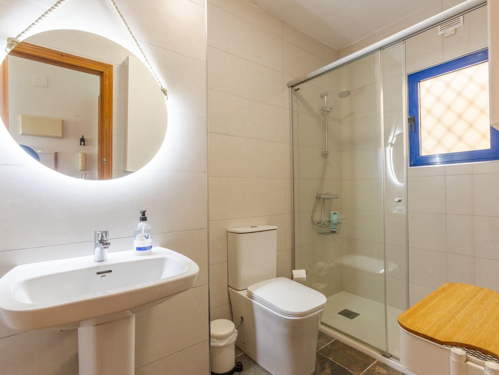2 bedroom Apartment for sale in Torrevieja - € 145,000 (Ref: 9976347)