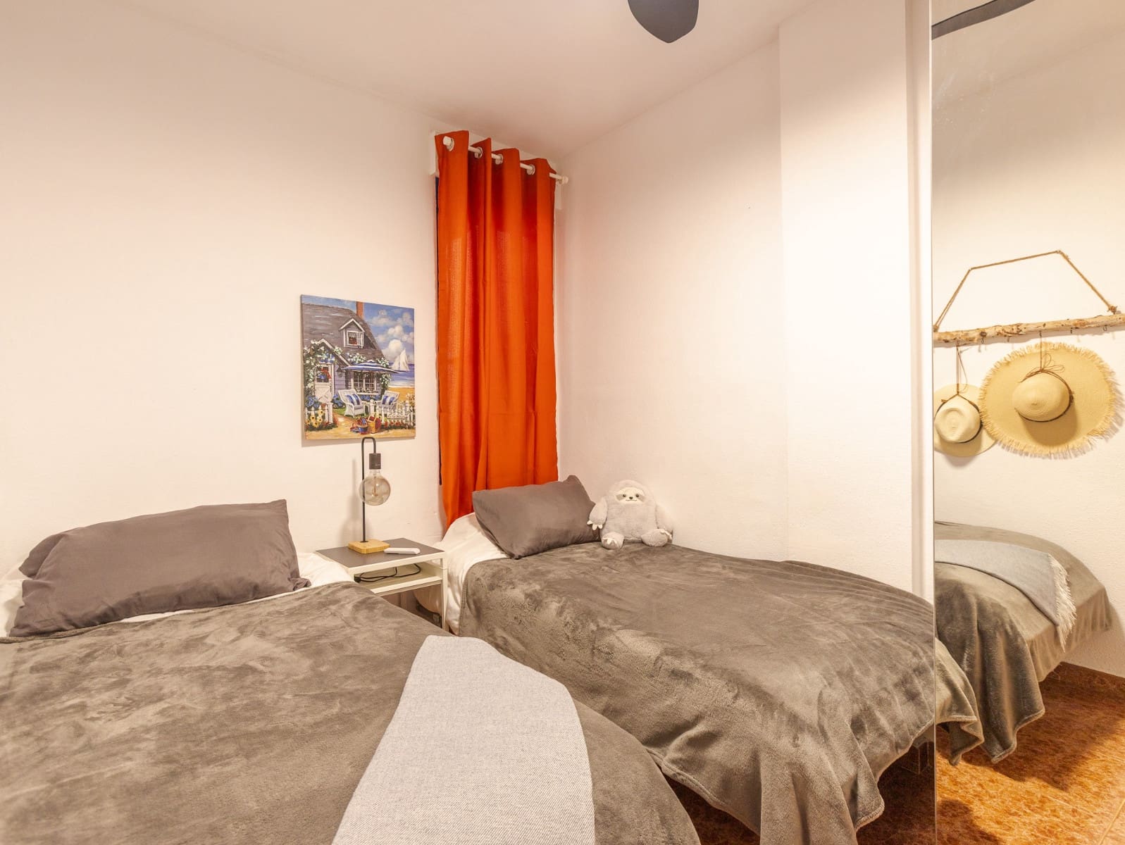 2 bedroom Apartment for sale in Torrevieja - € 145,000 (Ref: 9976347)