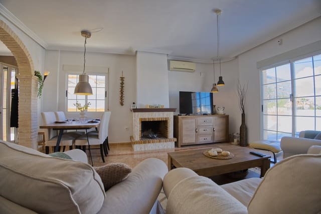 3 soveværelse Villa til salg i Torreblanca, Torrevieja med swimmingpool garage - € 415.000 (Ref: 9976492)