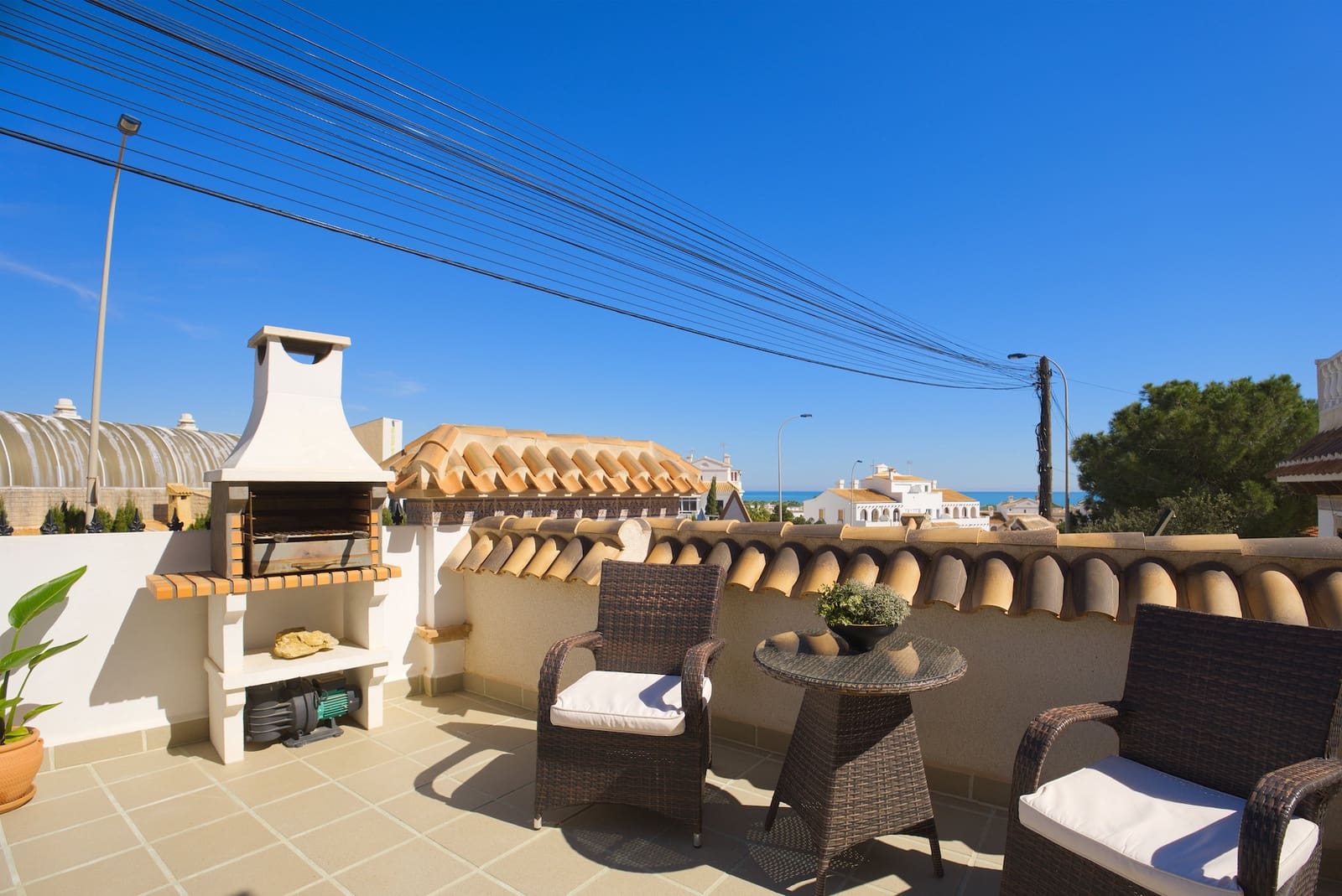3 soveværelse Villa til salg i Torrevieja med swimmingpool garage - € 415.000 (Ref: 9976492)