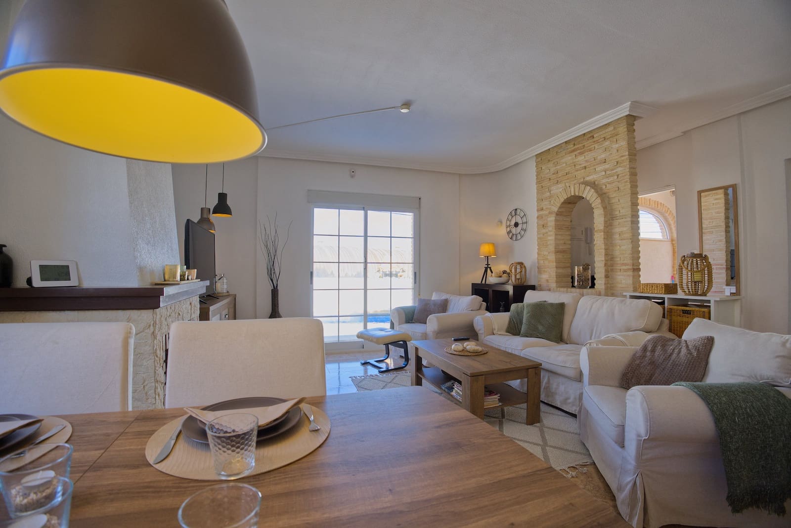 3 soveværelse Villa til salg i Torrevieja med swimmingpool garage - € 415.000 (Ref: 9976492)