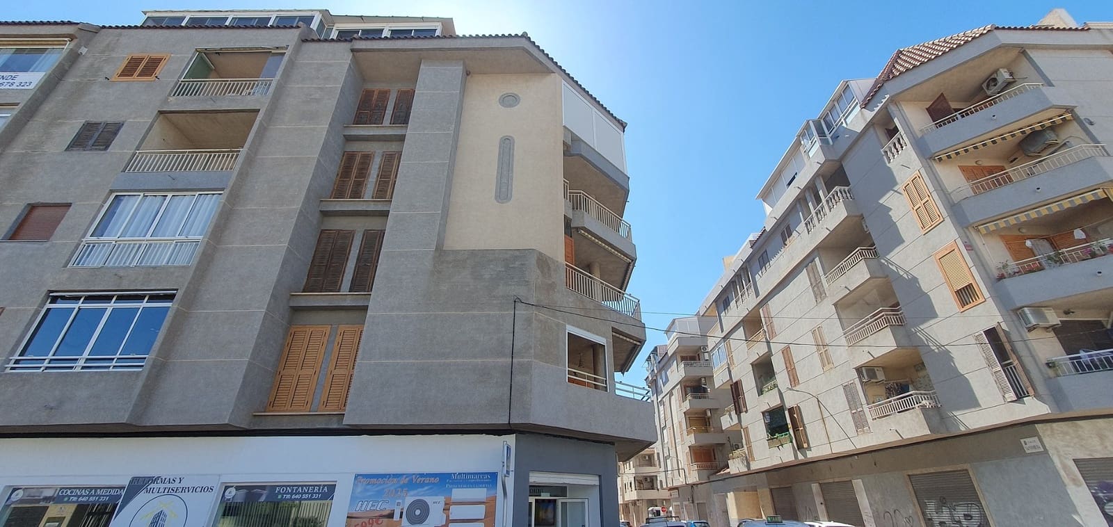 3 quarto Apartamento para venda em Torrevieja com piscina - 193 000 € (Ref: 9976493)