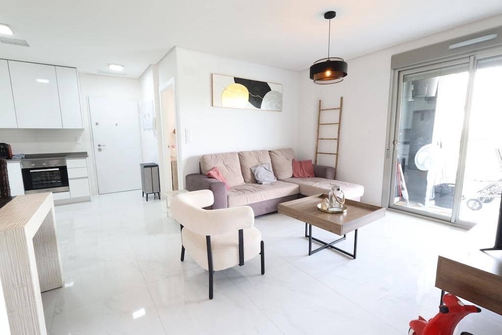 3 quarto Apartamento para venda em Villamartin com piscina - 335 000 € (Ref: 9976494)