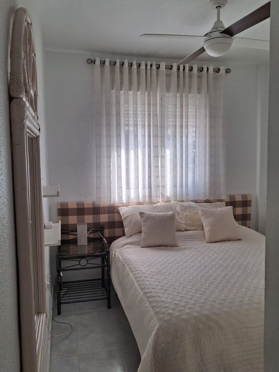 2 sypialnia Apartament na sprzedaż w Villamartin z basenem - 164 000 € (Ref: 9991903)