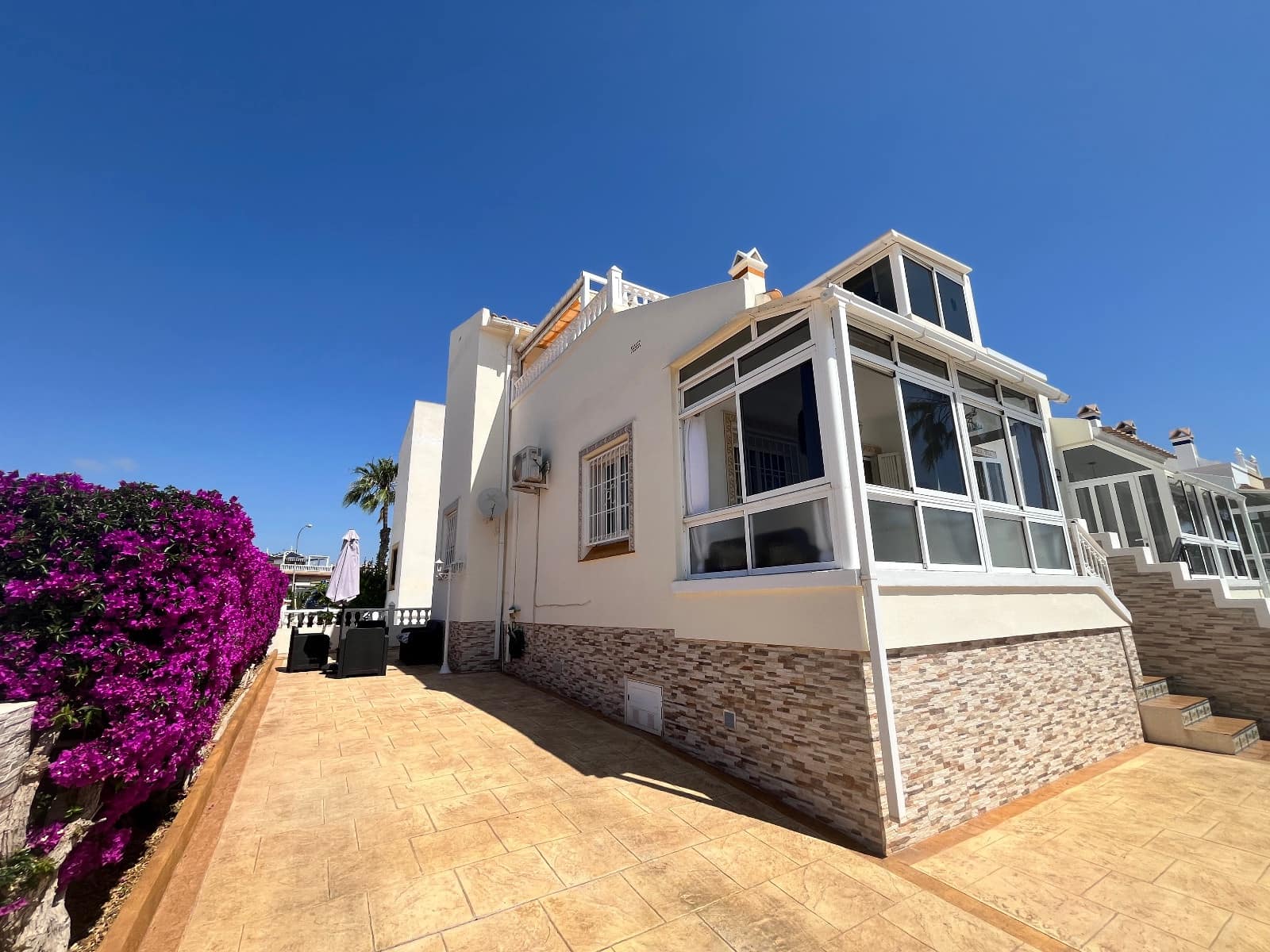 3 soverom Hus til salgs i Playa Flamenca med svømmebasseng - € 259 995 (Ref: 9991906)