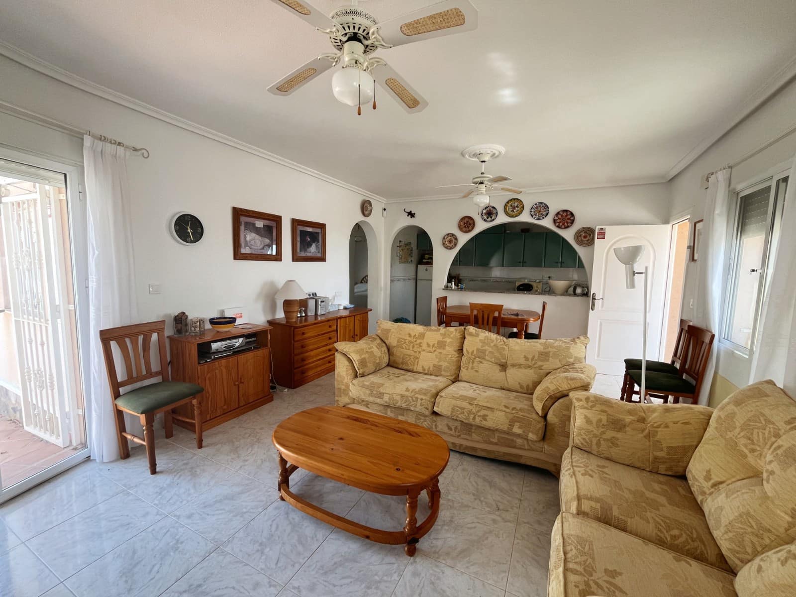 Chalet de 2 habitaciones en Ciudad Quesada en venta con piscina - 285.000 € (Ref: 9993615)