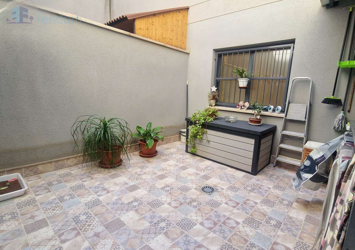 3 soveværelse Lejlighed til salg i Bigastro med garage - € 138.999 (Ref: 9100429)