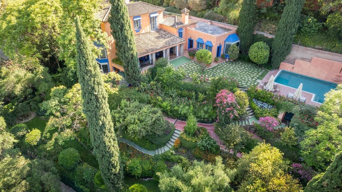 6 soverom Villa til salgs i Benahavis med svømmebasseng garasje - € 3 250 000 (Ref: 10001212)