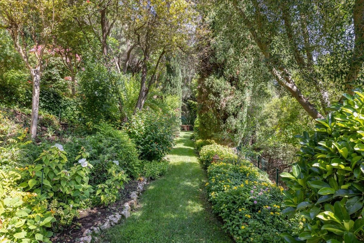 6 soverom Villa til salgs i Benahavis med svømmebasseng garasje - € 3 250 000 (Ref: 10001212)