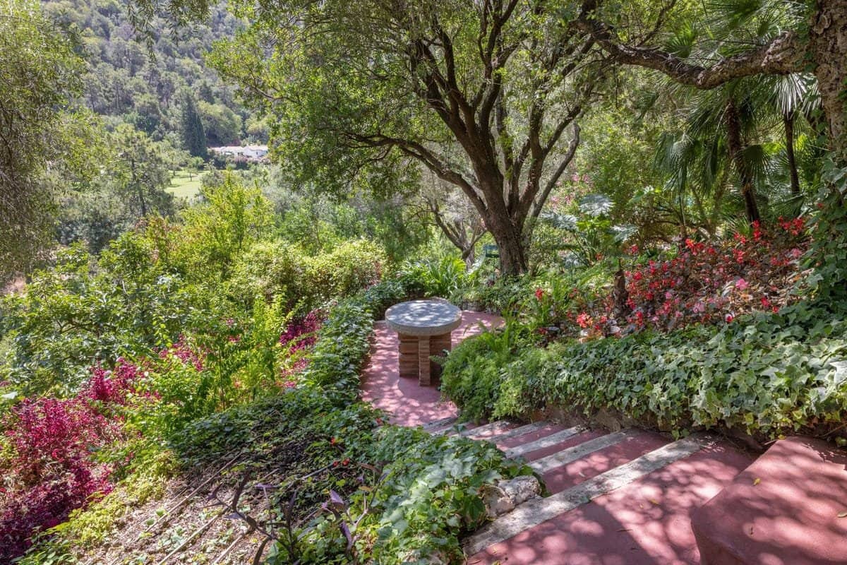 6 soverom Villa til salgs i Benahavis med svømmebasseng garasje - € 3 250 000 (Ref: 10001212)