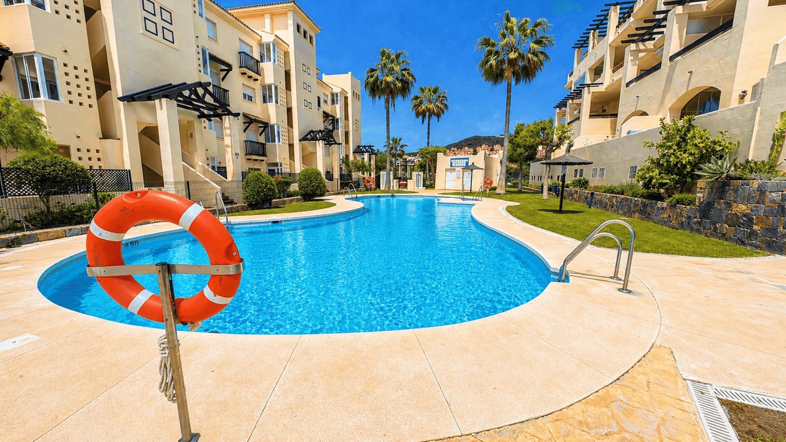 2 Zimmer Apartment zu verkaufen in Manilva mit Pool - 299.000 € (Ref: 10001217)