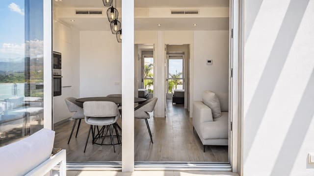 2 chambre Penthouse à vendre à Cancelada, Estepona avec piscine garage - 535 000 € (Ref: 10009783)