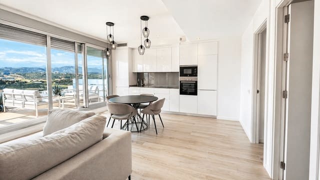 2 chambre Penthouse à vendre à Cancelada, Estepona avec piscine garage - 535 000 € (Ref: 10009783)