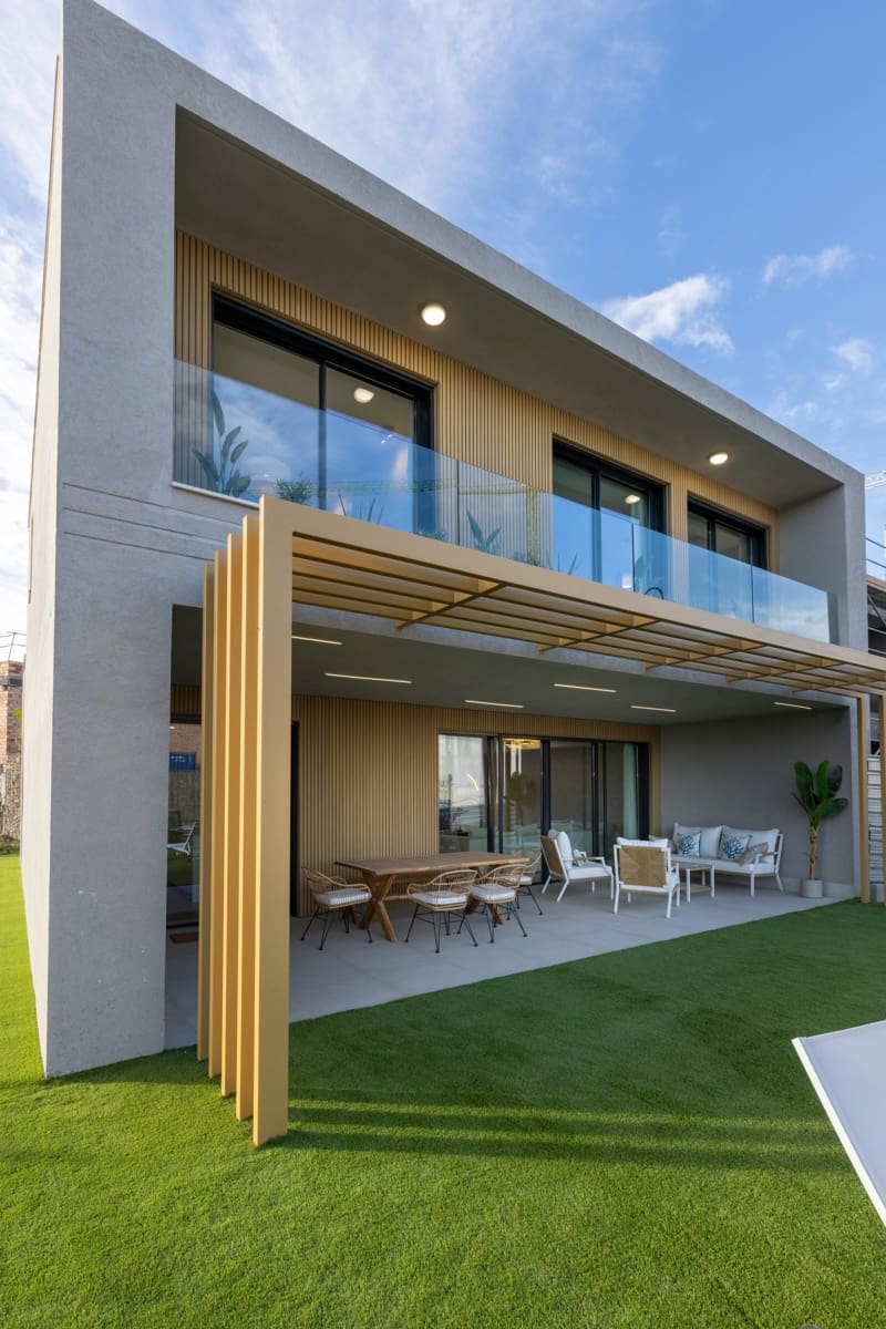 3 bedroom Villa for sale in Mijas Costa with pool - € 891,000 (Ref: 10016730)