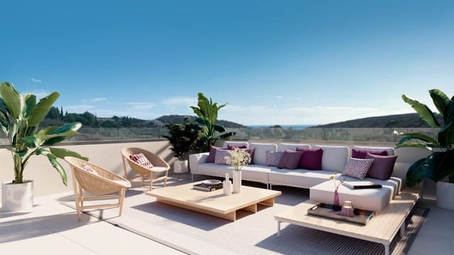 3 bedroom Apartment for sale in Manilva with pool - € 452,000 (Ref: 10016736)