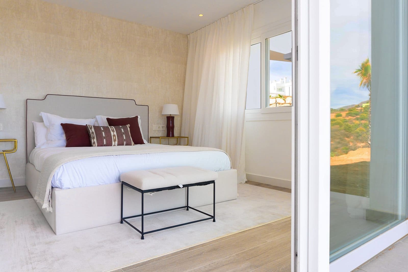 2 soveværelse Lejlighed til salg i Casares med swimmingpool - € 629.000 (Ref: 10095586)