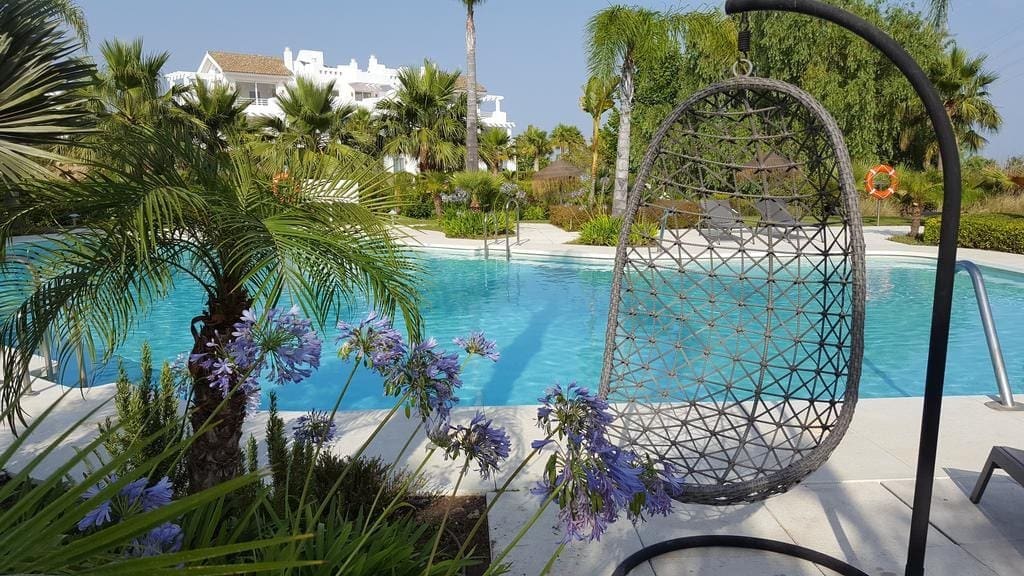2 soveværelse Lejlighed til salg i Casares med swimmingpool - € 629.000 (Ref: 10095586)