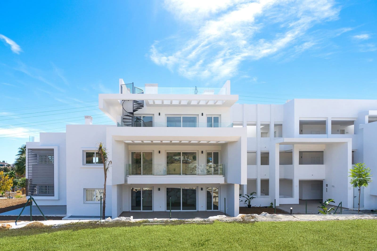 2 soveværelse Lejlighed til salg i Casares med swimmingpool - € 629.000 (Ref: 10095586)