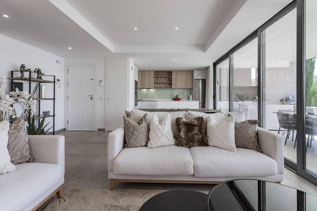 2 soveværelse Lejlighed til salg i Cancelada, Estepona med swimmingpool garage - € 525.000 (Ref: 10109076)