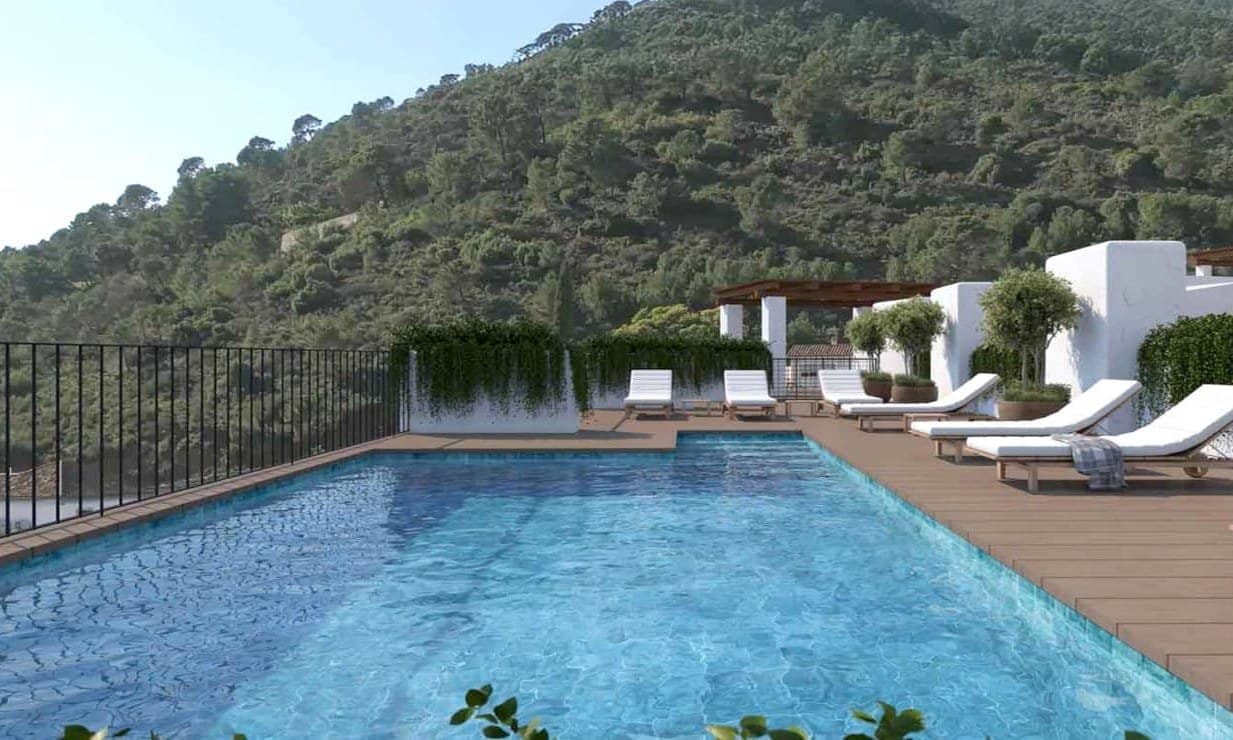 2 bedroom Apartment for sale in Benahavis with pool - € 400,000 (Ref: 9404513)